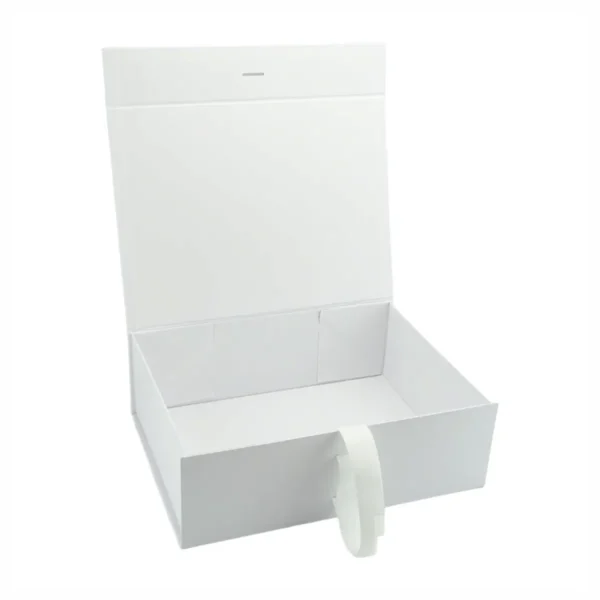 bqla premium kutiq s razmeri 31 na 24 santimetra 2