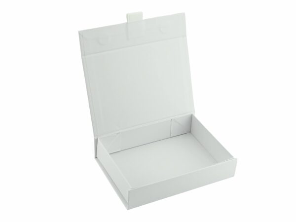 sredna-luksozna-kutiq-v-bql-cvqt sredna-luksozna-kutiq-v-bql-cvqt