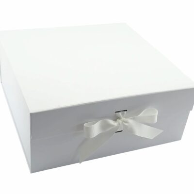 bqla-kvadratna-luksozna-kutiq-s-pandelk-s-razmer-35-35-15