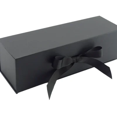 kutiq-za-butilka-alkohol-v-cheren-cvqt-s-pandelka