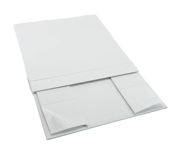 kvadratna-bqla-kutiq-bez-pandelka