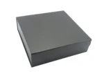 premium-cherna-kvadratna-kutiq-s-magnitno-zatvarqne