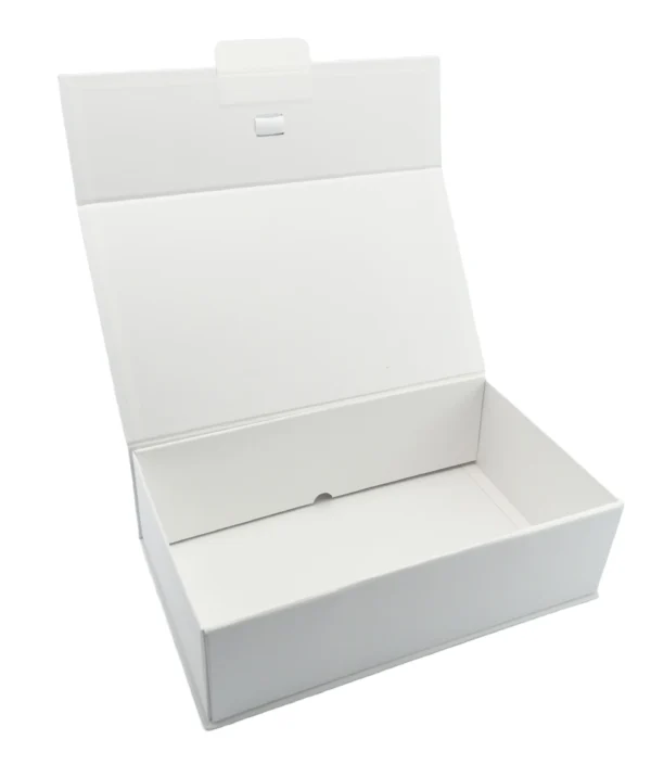 luksozna-bqla-kutiq-s-razmeri-34-19-9cm