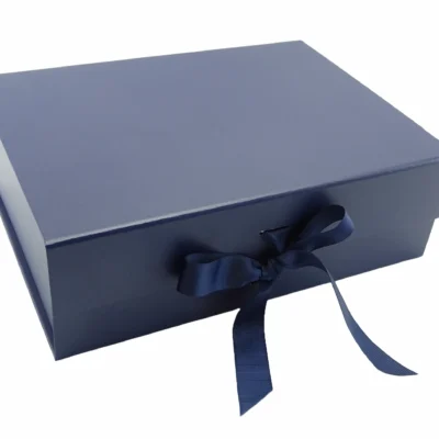 luksozna-dulboka-kutiq-s-pandelka-v-tumno-sin-cvqt