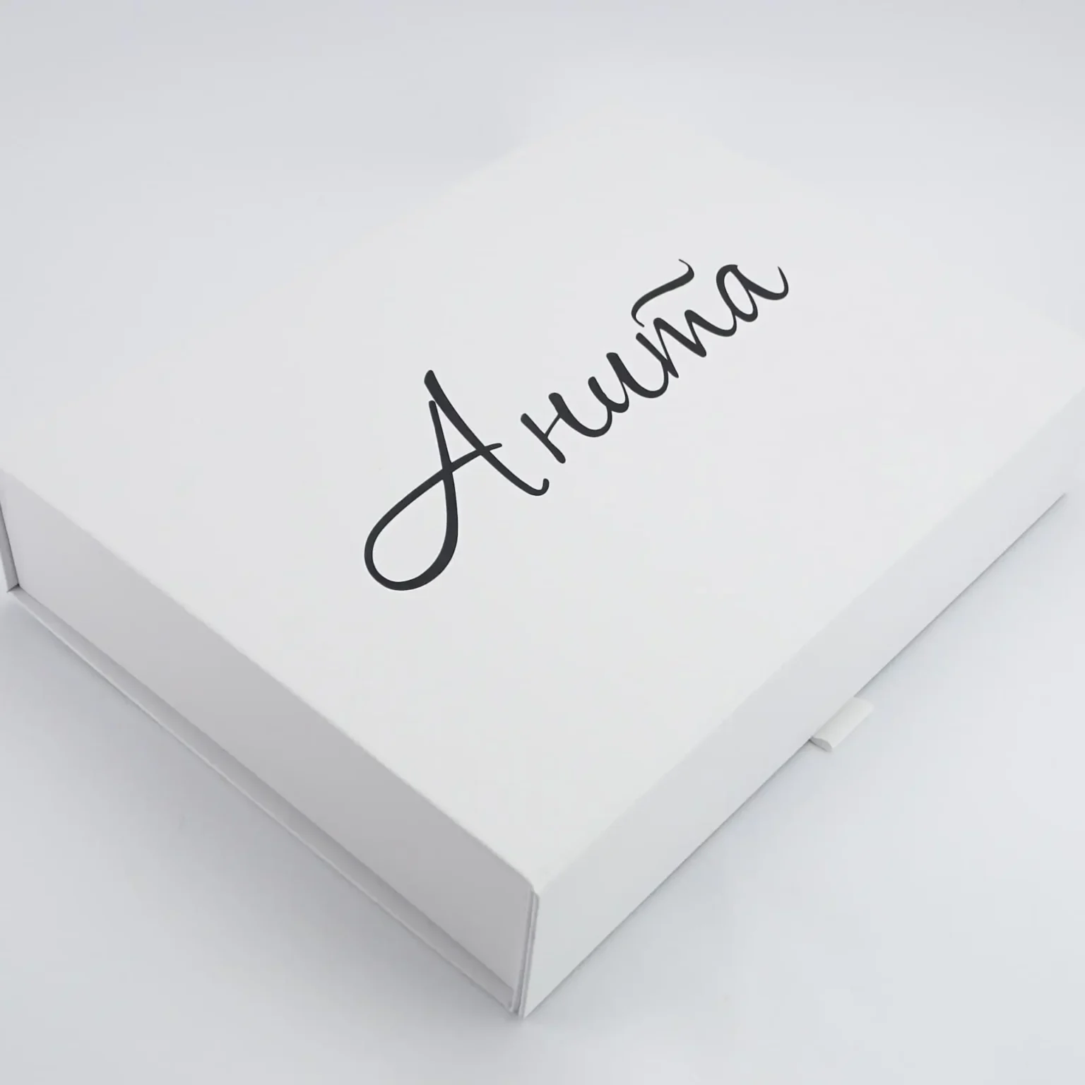 Персонализирани кутии 15 bqla kutiq s ime
